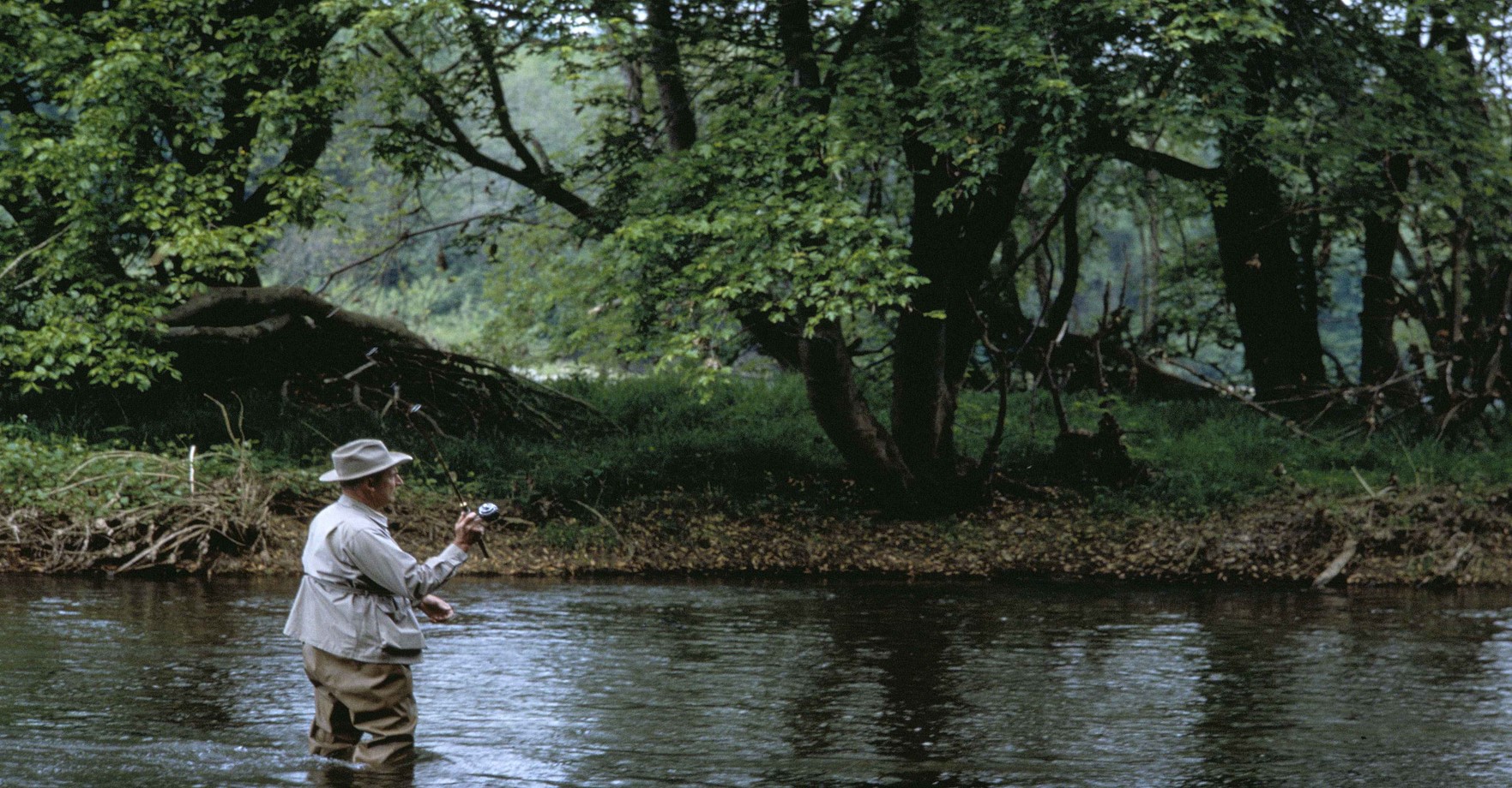All About Fly Fishing Saltwater and Freshwater